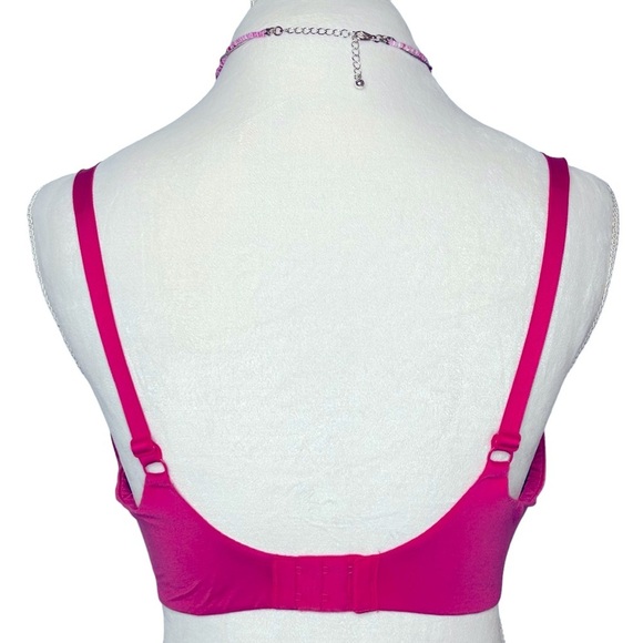 VICTORIA’S SECRET Plunge bra Fuchsia Padded Rhinestones Bling Underwire 38DD/38E - Picture 3 of 9